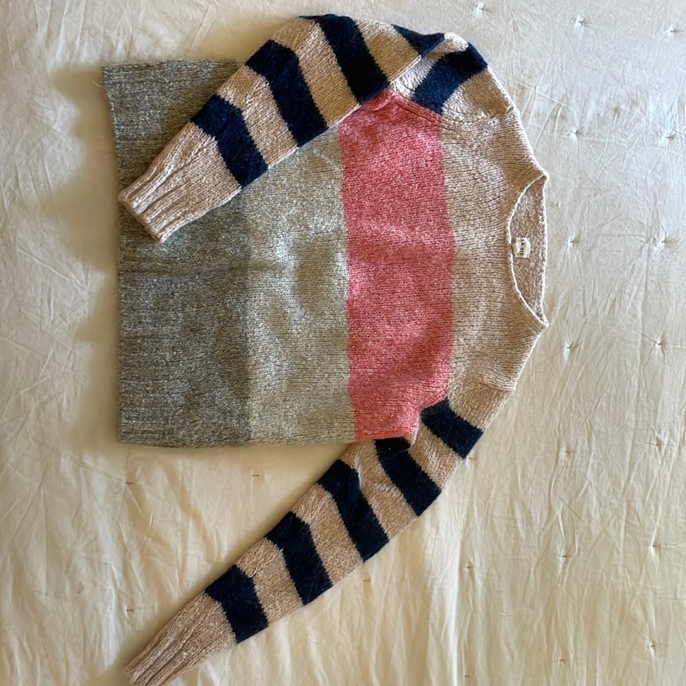 Adorable winter sweater